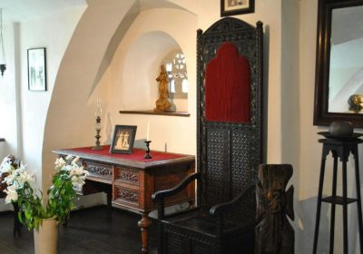 Antique Wooden Furniture Painting Services in Dubai